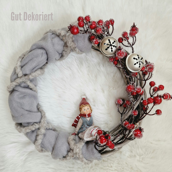 Türkranz Türdeko Winterkranz Winterdeko Mädchen Beeren
