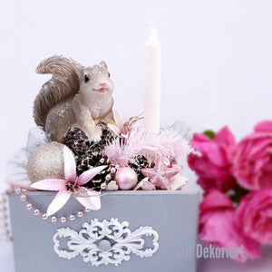 Geschenkkorb Tischdeko Weihnachtsdeko Eichhörnchen grau rosa