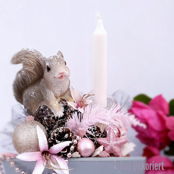 Geschenkkorb Tischdeko Weihnachtsdeko Eichhörnchen grau rosa