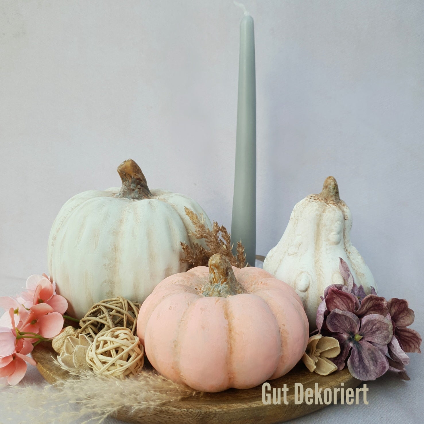 Gesteck Tischdeko Herbstdeko Kürbis beige koralle